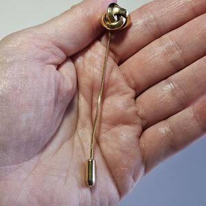 Vintage Napier Stick Pin Knot Shape Gold Tone Lapel Hat Brooch